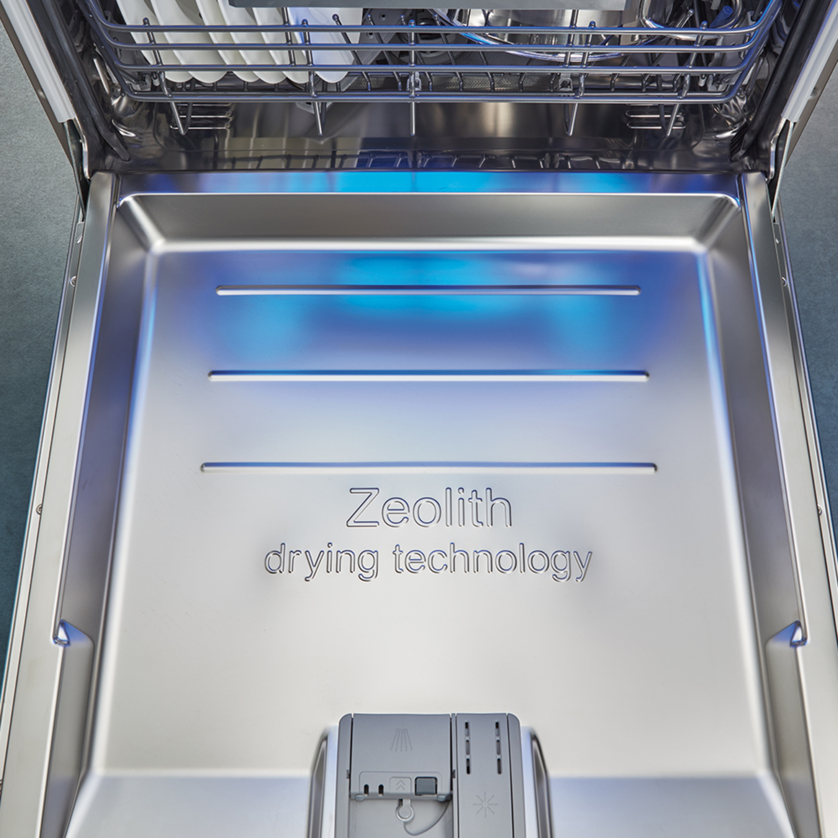 Zeolith Trocknen – Für glänzende Spülergebnisse bei Elektro Randlinger GmbH in Schnaitsee