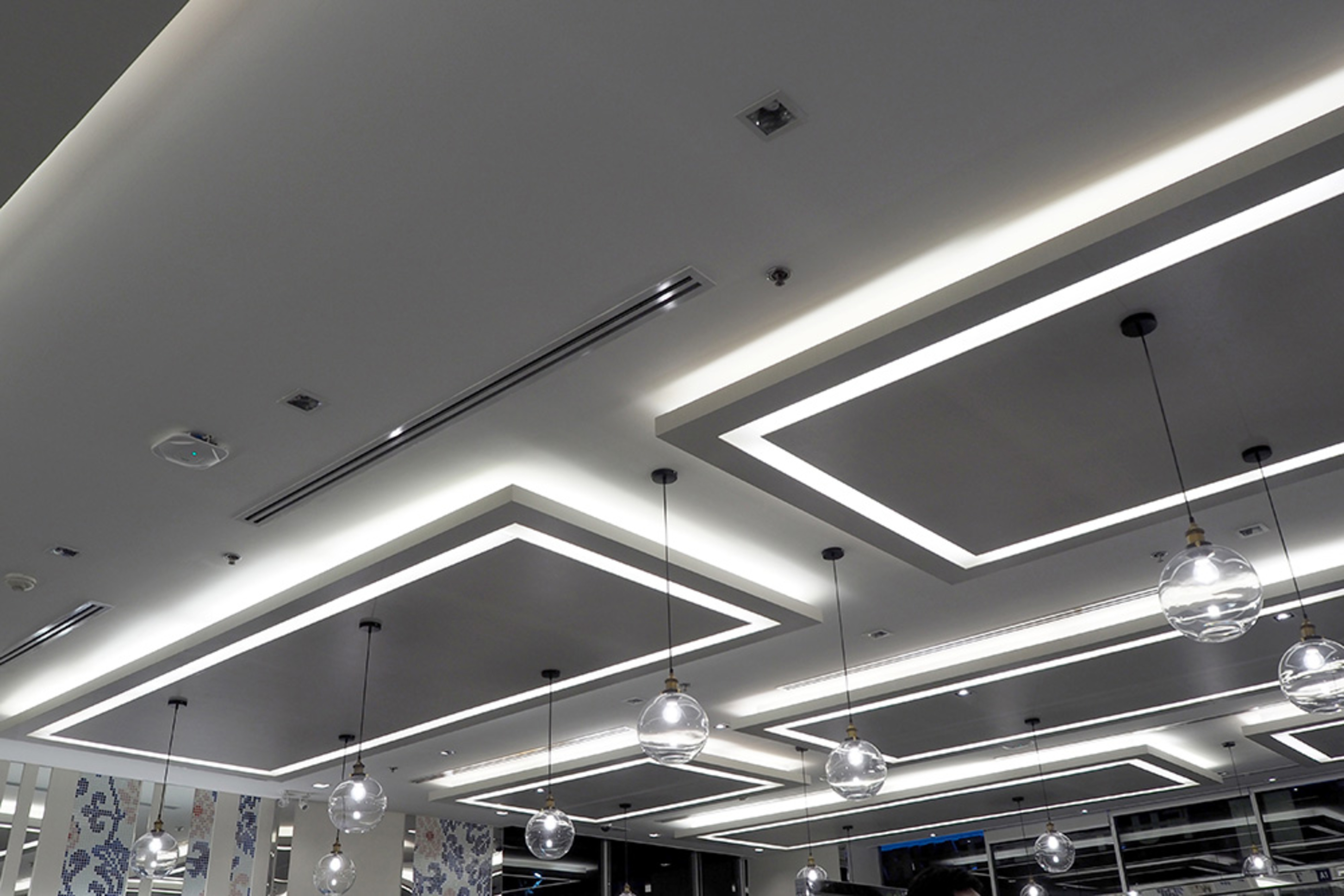 LED-Beleuchtung bei Elektro Randlinger GmbH in Schnaitsee