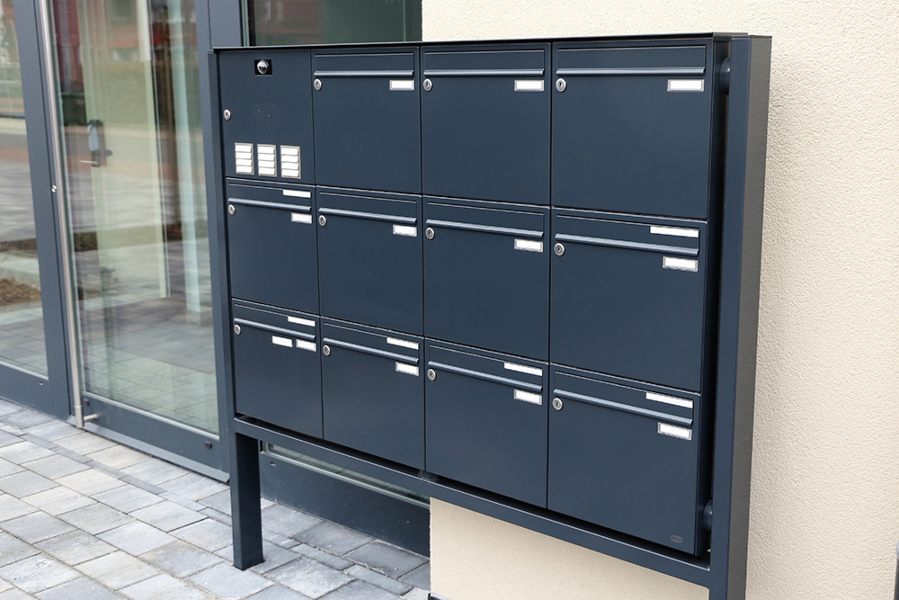 Briefkasten­systeme bei Elektro Randlinger GmbH in Schnaitsee